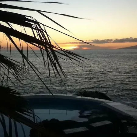 Queen's Paradise * קיאו סלבאחה